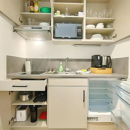 Apartment Univercity Fuer Bis Zu 4, Terrasse, Grill