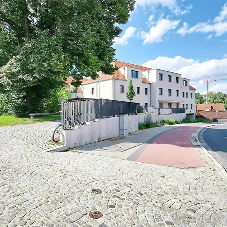 Apartment Univercity Fuer Bis Zu 4, Terrasse, Grill