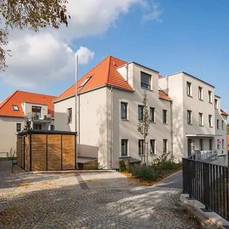 Univercity Fuer Bis Zu 4, Terrasse, Grill * Erlangen